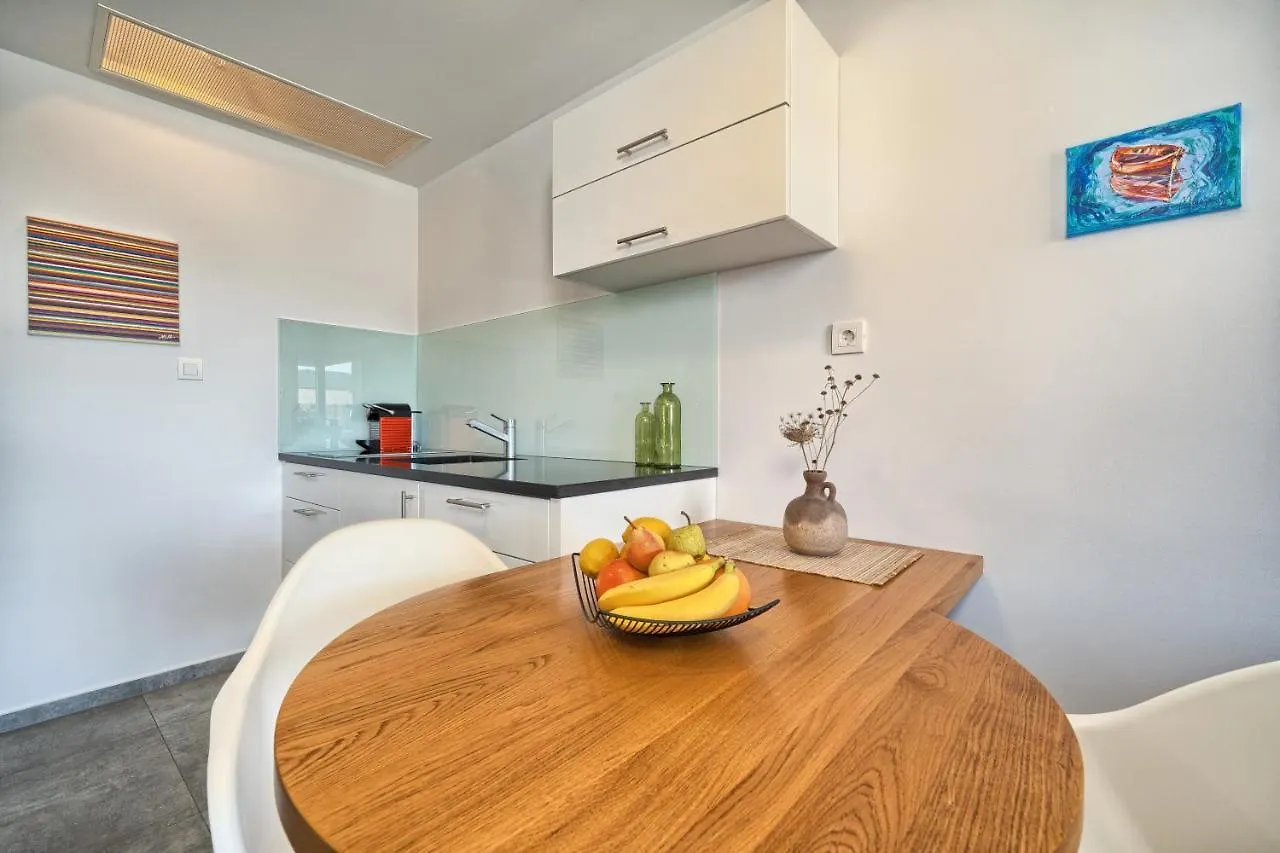 Villa Ming - Pool, Sea-View And Peace Slatine Croatia