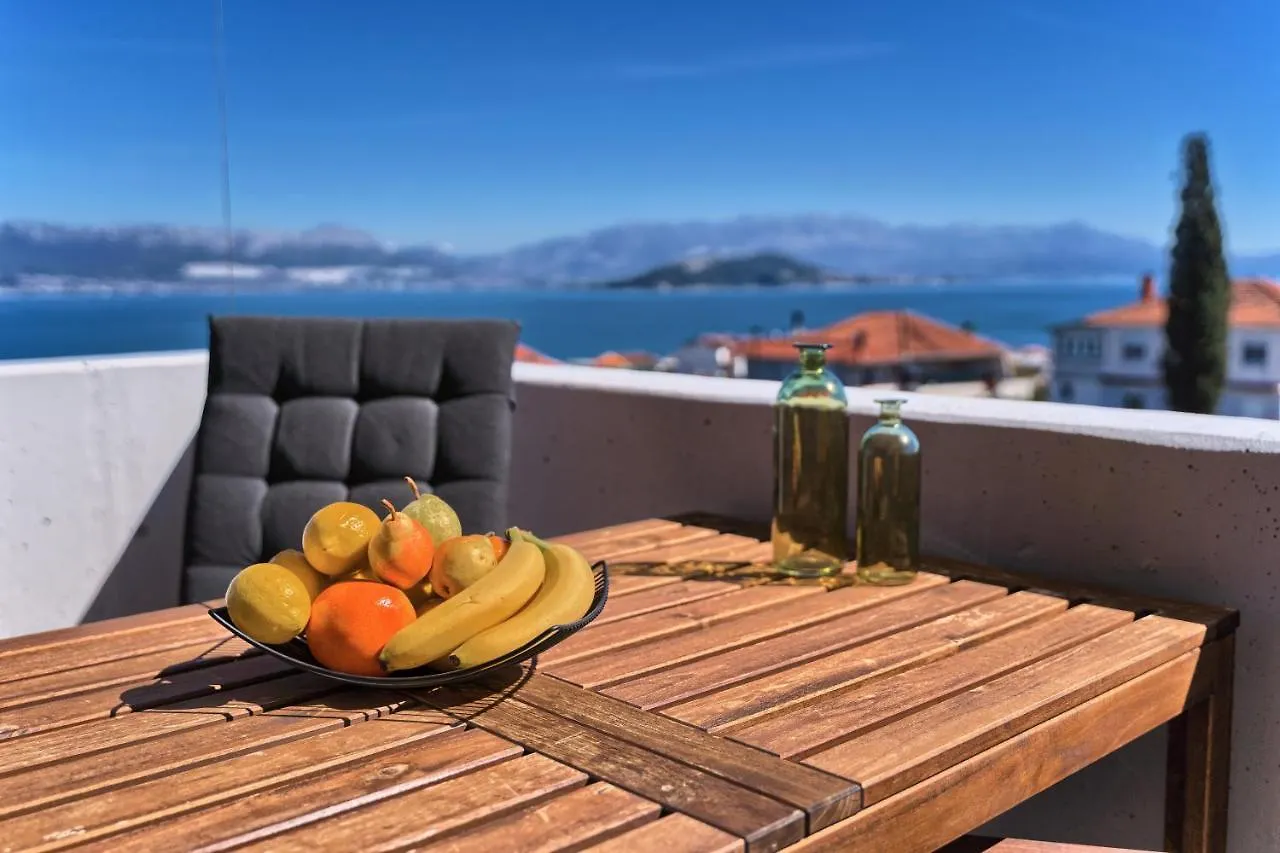Villa Ming - Pool, Sea-View And Peace Slatine Croatia