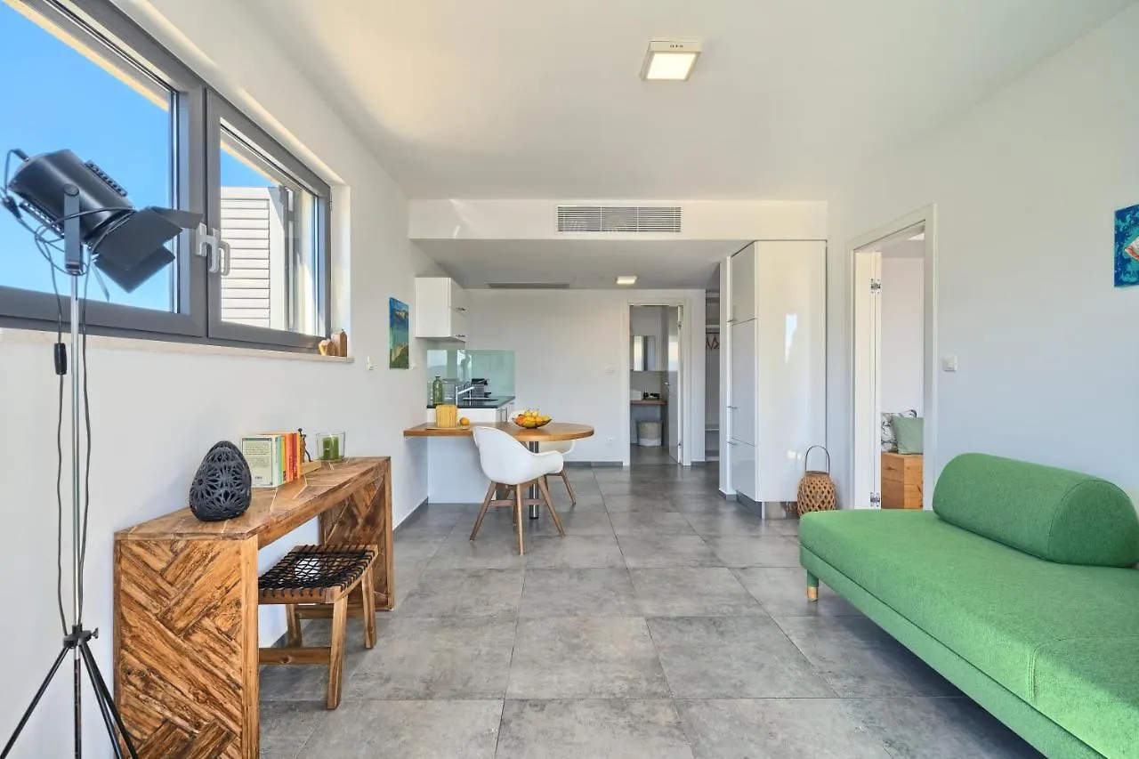 Apartment Villa Ming - Pool, Sea-View And Peace Slatine